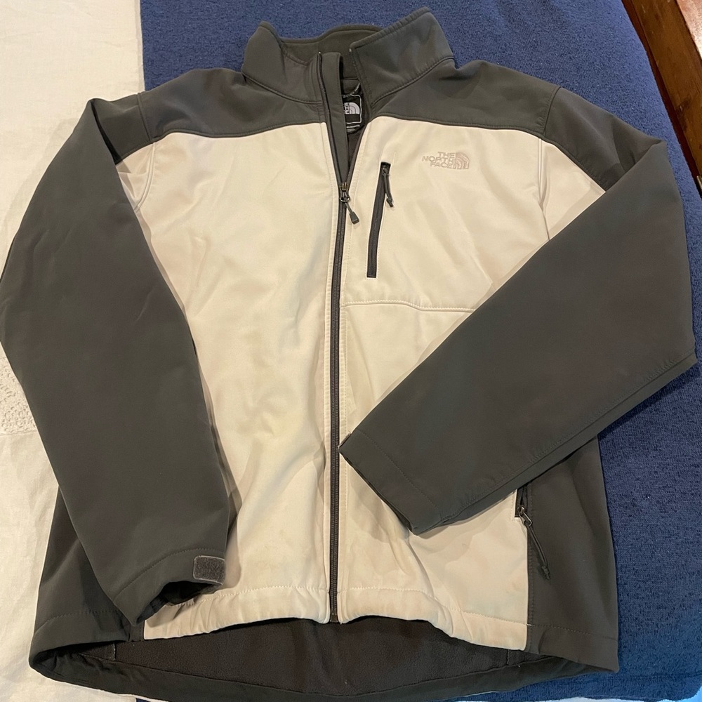 Men’s North Face Jacket